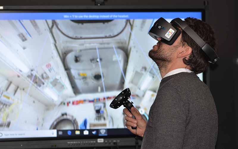 Team of doctors working